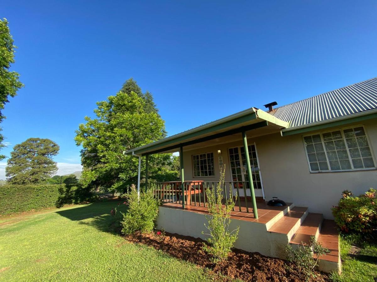 Villa Under The Oak Underberg Exterior foto